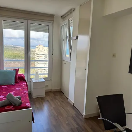 Apartamento Spacious In With Sea View - 160 Sqm